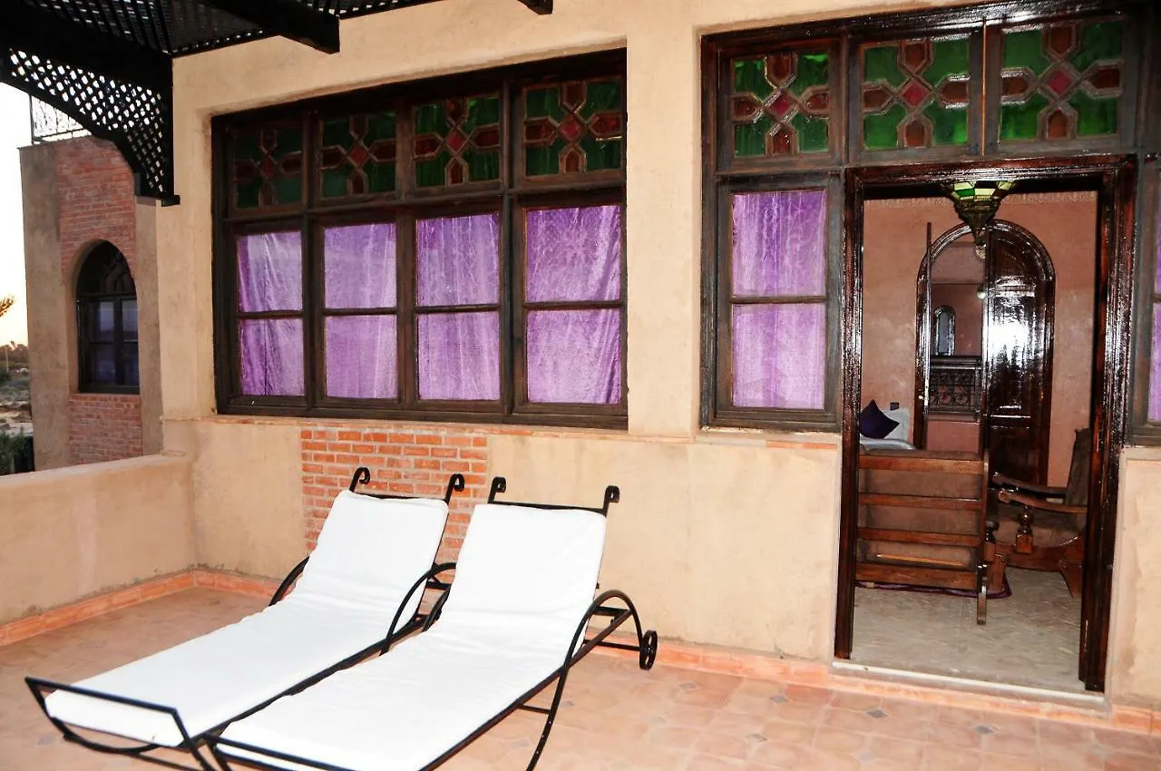 Riad Mhidou Ouled Jelal 3*,