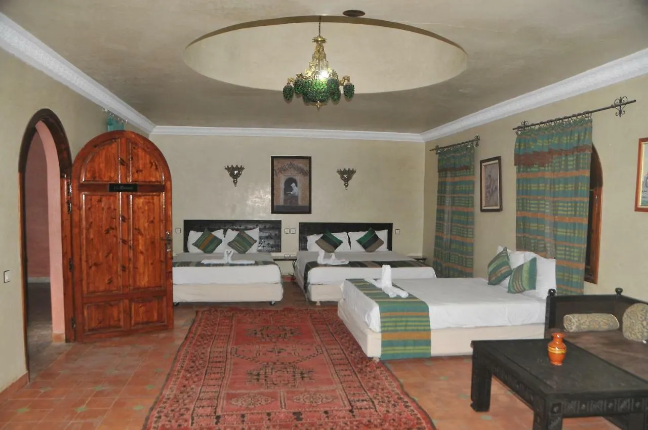 Riad Mhidou Ouled Jelal Guest house