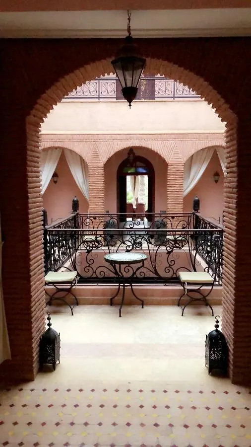 Riad Mhidou Ouled Jelal 3*,