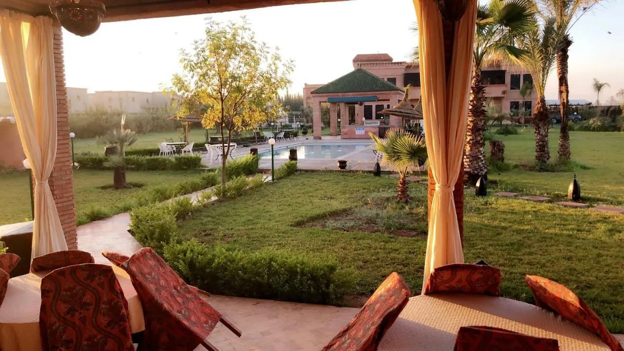 Riad Mhidou Ouled Jelal 3*,