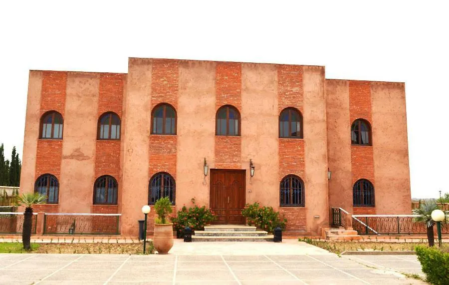 Riad Mhidou Ouled Jelal Guest house