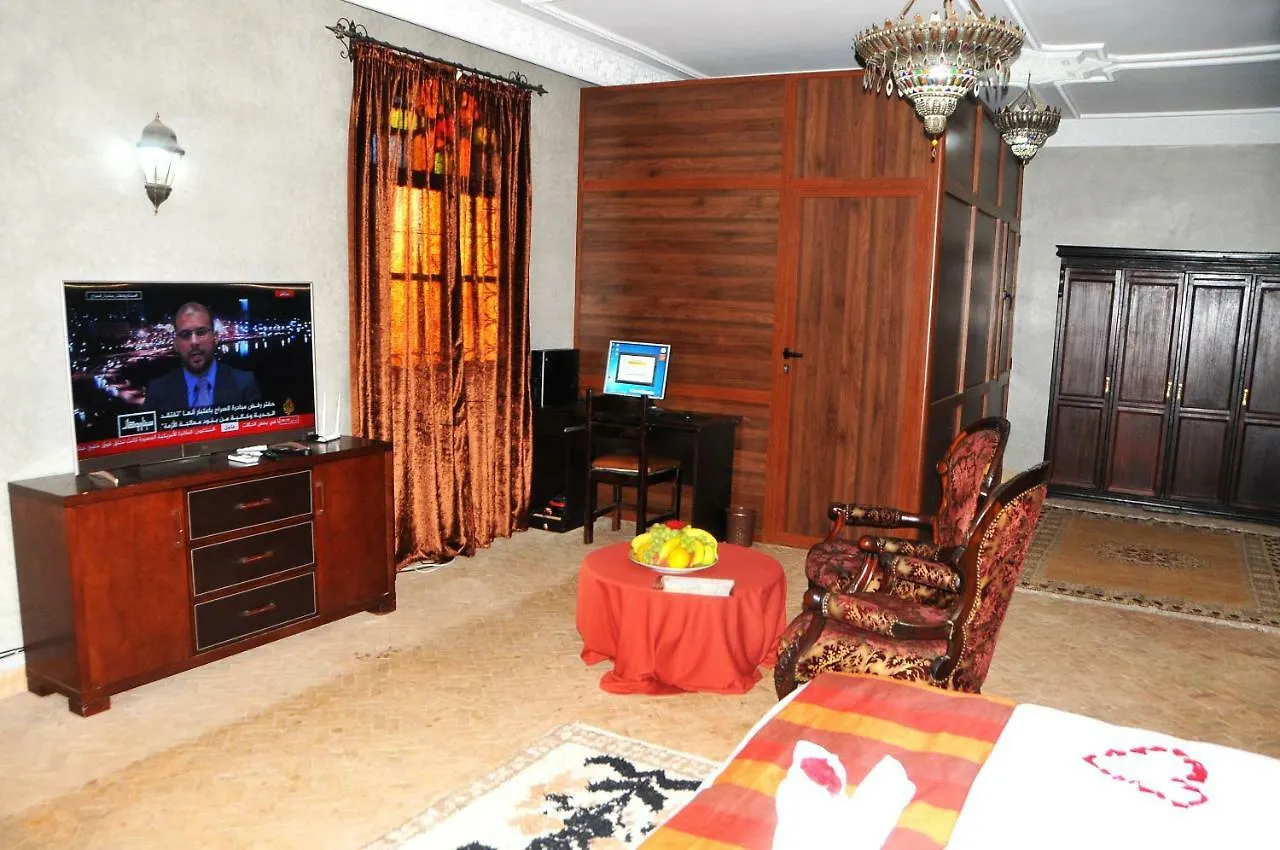 Riad Mhidou Ouled Jelal Guest house