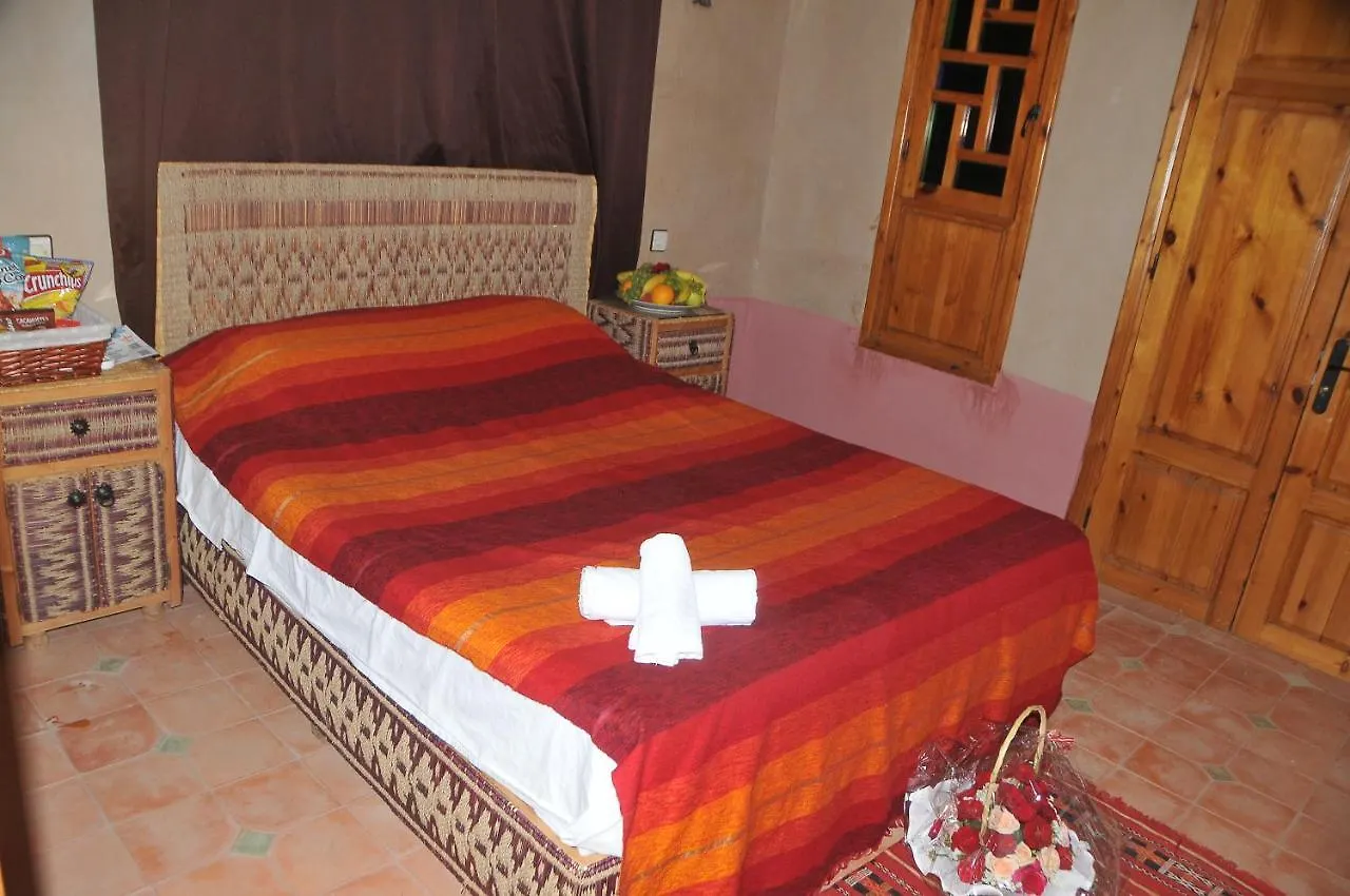 Riad Mhidou Ouled Jelal Guest house