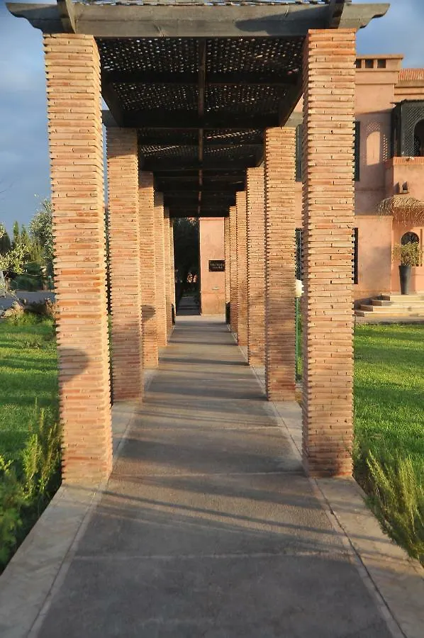 Riad Mhidou Ouled Jelal Guest house