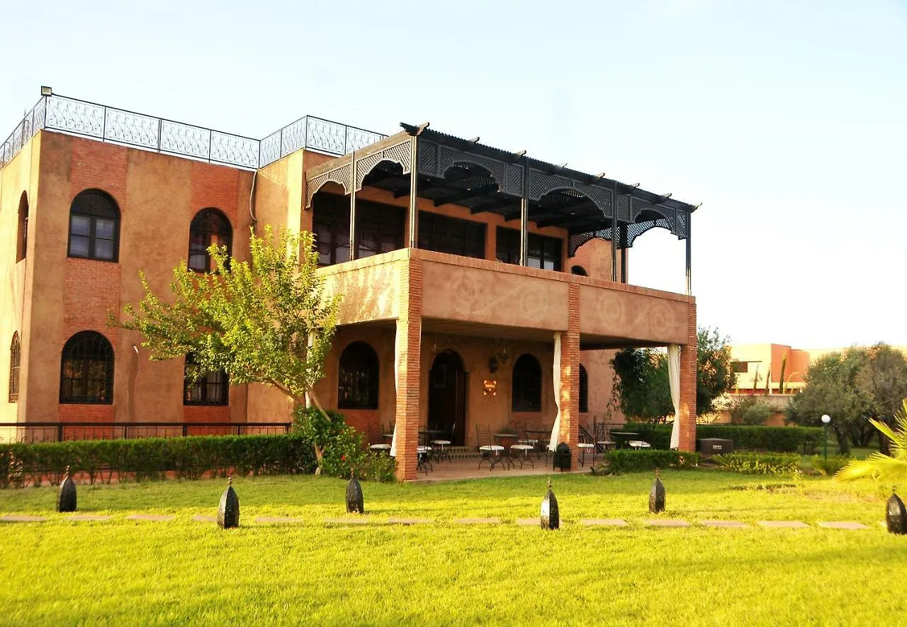 Riad Mhidou Ouled Jelal Guest house